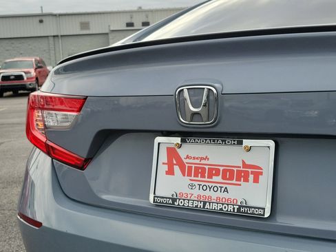 Used 2021 Honda Accord Sport image 6