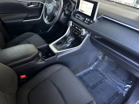 Used 2025 Toyota RAV4 XLE w/ Weather Package FWD image 15