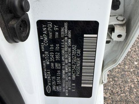 Used 2016 Hyundai Accent SE FWD image 17