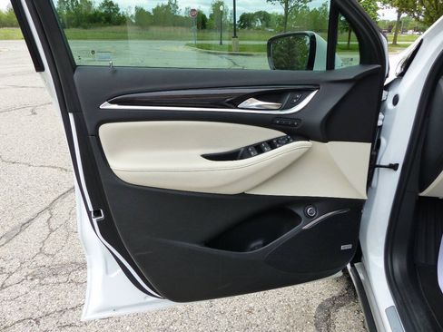 Used 2022 Buick Enclave Premium w/ Surround and Sites Package FWD image 19