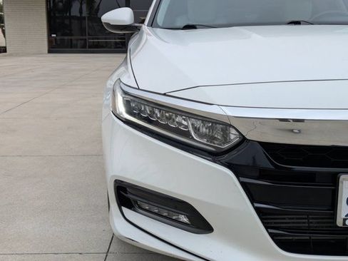 Used 2018 Honda Accord EX-L image 10