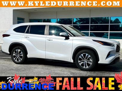 Used 2024 Toyota Highlander XLE