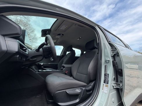 Used 2025 Kia K4 LXS image 25