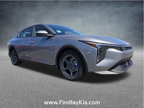 New 2026 Kia K4 FWD image 2