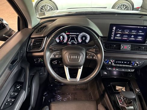 Used 2021 Audi Q5 2.0T Premium Plus w/ Premium Plus Package AWD/4WD image 15