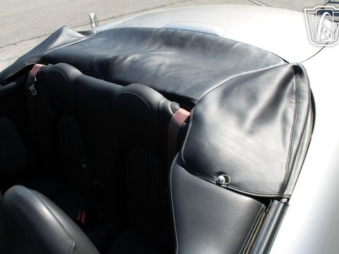 Used 1999 Jaguar XK8 Convertible RWD image 32