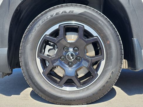 Certified 2025 Honda Pilot EX-L image 11