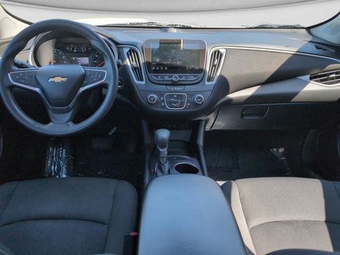 Used 2021 Chevrolet Malibu LS FWD image 16