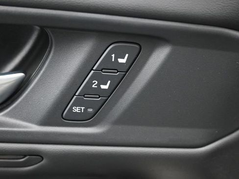 Used 2025 Honda Accord Touring image 21