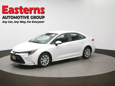 Used 2023 Toyota Corolla LE image 56