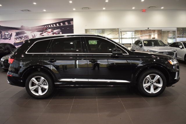Used 2023 Audi Q7 3.0T Premium w/ Convenience Package AWD/4WD image 9