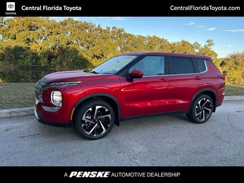 Used 2022 Mitsubishi Outlander ES image 1