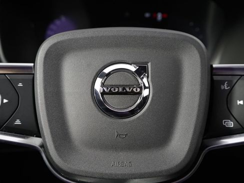 Used 2023 Volvo C40 P8 Recharge Ultimate AWD/4WD image 34