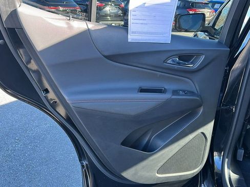Used 2022 Chevrolet Equinox RS image 21