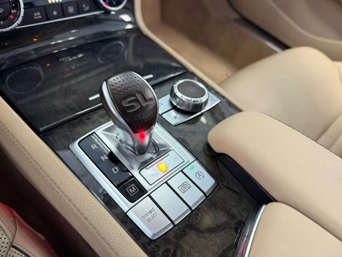 Used 2017 Mercedes-Benz SL 550 image 41