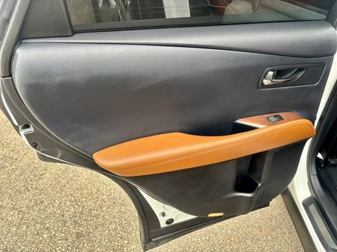 Used 2013 Lexus RX 450h AWD w/ Navigation Pkg image 19