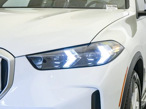 Certified 2024 BMW X5 xDrive40i w/ Parking Assistance Package AWD/4WD image 9