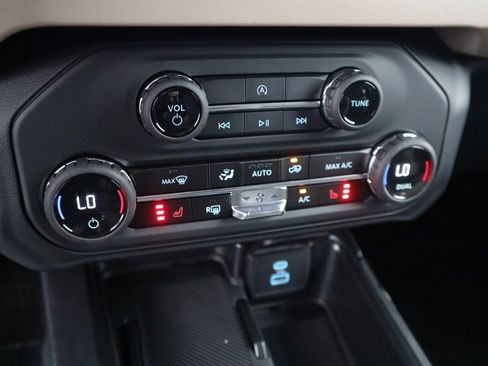 New 2025 Ford Bronco Big Bend image 9