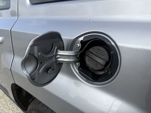 Used 2016 Jeep Patriot High Altitude image 18