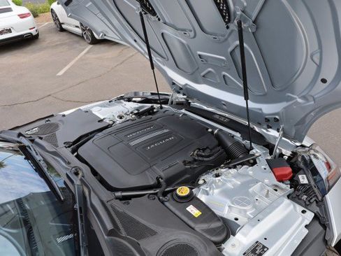 Used 2019 Jaguar F-TYPE R-Dynamic RWD image 42