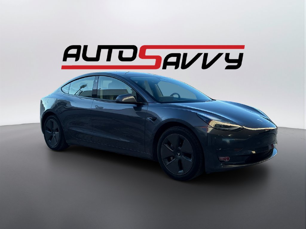 Used 2023 Tesla Model 3 Standard Range RWD image 3