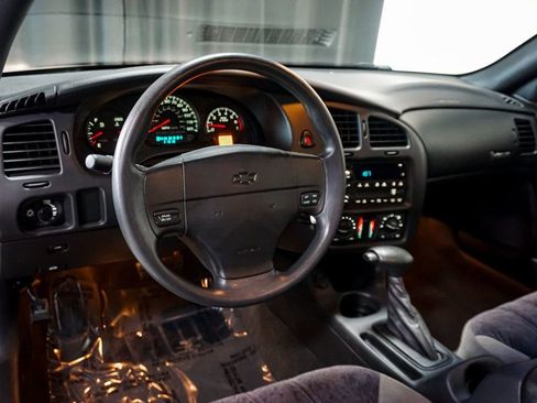 Used 2004 Chevrolet Monte Carlo LS w/ Preferred Equipment Group image 10