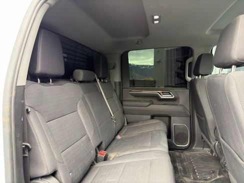 Used 2024 Chevrolet Silverado 2500 LT w/ Convenience Package image 11