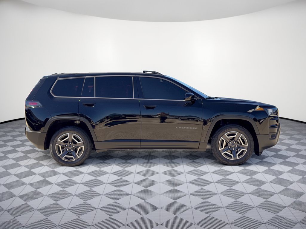 Used 2026 Jeep Cherokee Laredo AWD/4WD image 8