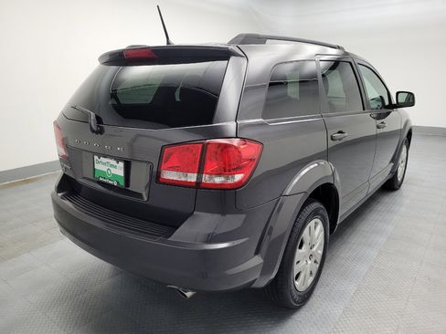 Used 2018 Dodge Journey SE image 9