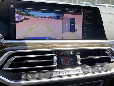 Used 2021 BMW X7 xDrive40i w/ Executive Package AWD/4WD image 15