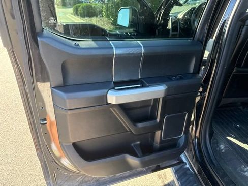Used 2018 Ford F150 Lariat w/ Equipment Group 502A Luxury AWD/4WD image 24