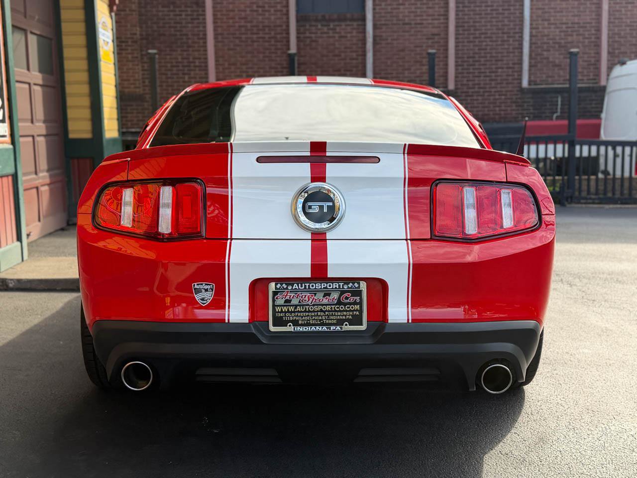 Used 2012 Ford Mustang GT RWD image 5