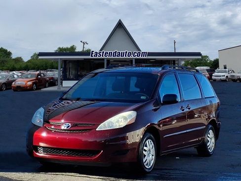 Used 2008 Toyota Sienna LE image 1