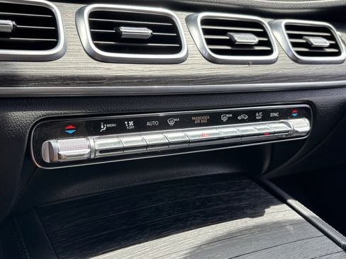 Used 2022 Mercedes-Benz GLE 350 w/ Premium Package image 31