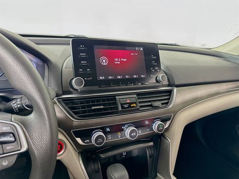 Used 2019 Honda Accord LX image 15