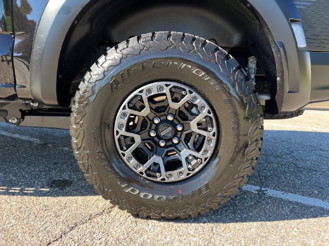 Used 2026 Ford F150 Raptor w/ Equipment Group 803A Raptor R AWD/4WD image 16