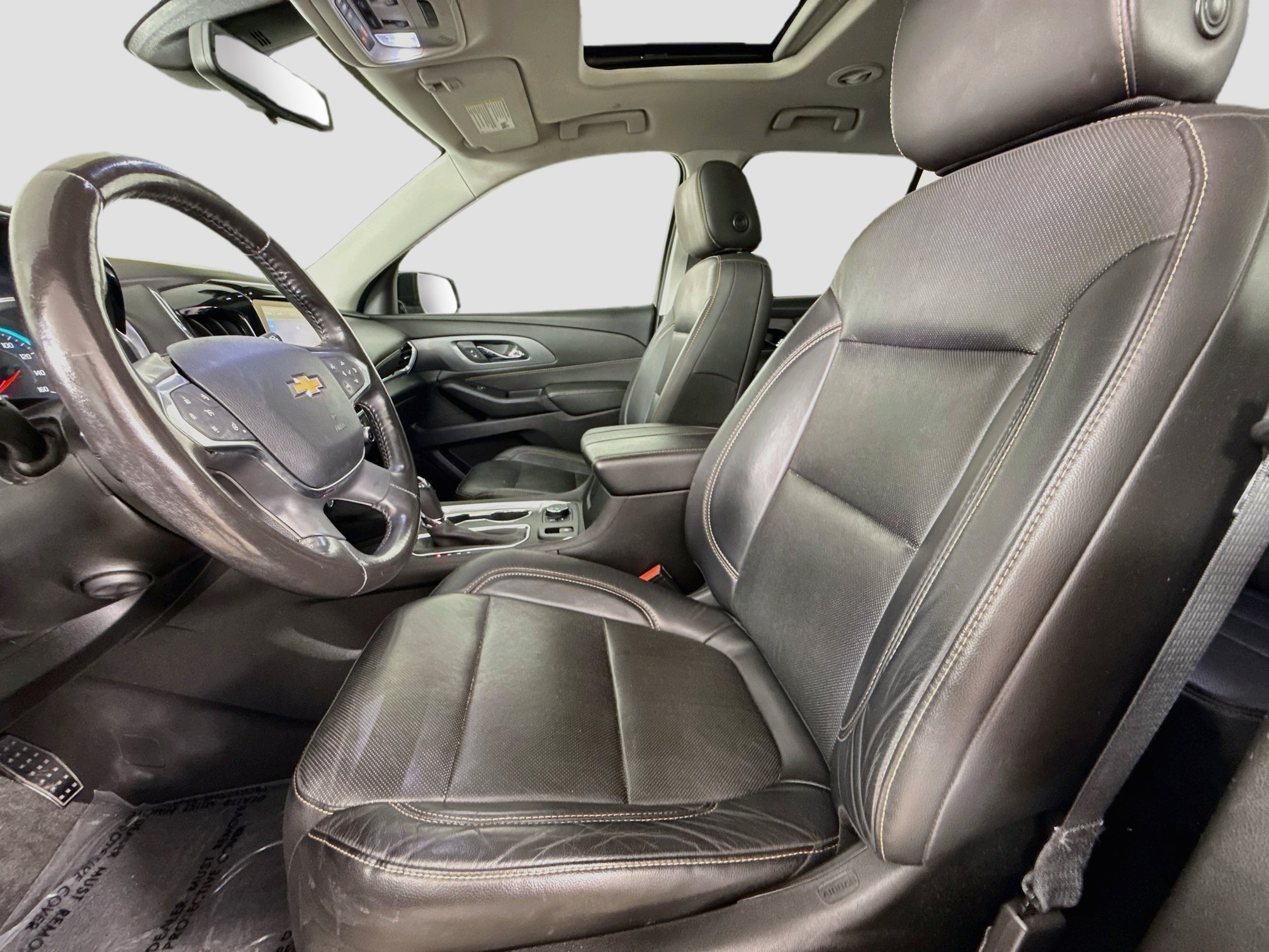 Used 2020 Chevrolet Traverse Premier w/ Redline Edition FWD image 23