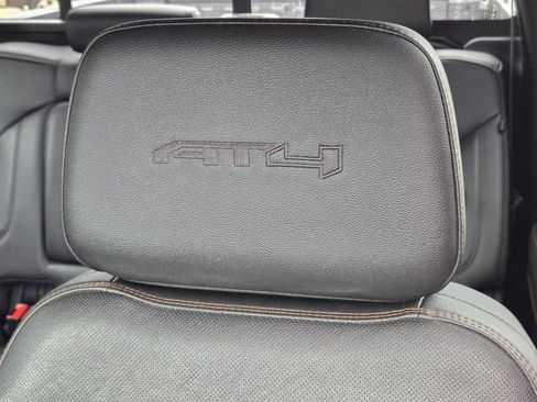 Used 2023 GMC Sierra 1500 AT4 w/ AT4 Premium Package AWD/4WD image 21