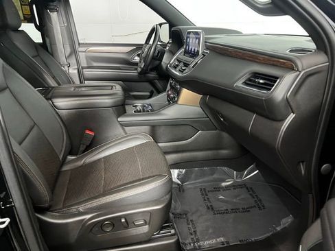 Used 2021 Chevrolet Tahoe High Country w/ Premium Package AWD/4WD image 25
