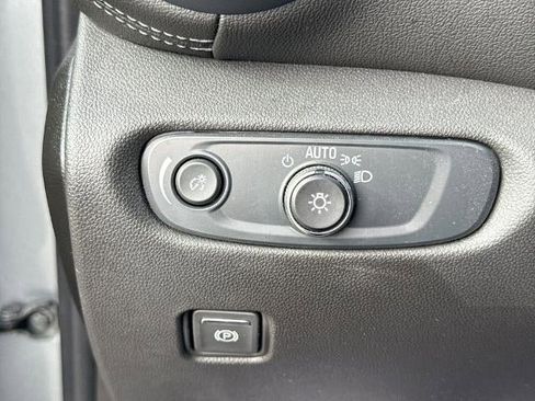 Certified 2025 Chevrolet Blazer LT image 18