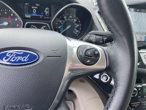Used 2016 Ford Escape Titanium AWD/4WD image 19