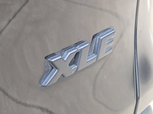 Used 2022 Toyota RAV4 XLE Premium FWD image 16