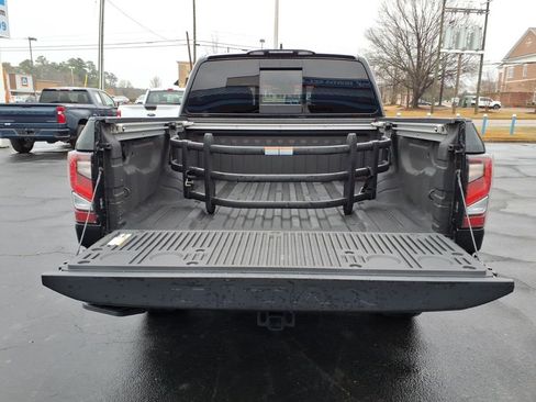 Used 2024 Nissan Titan PRO-4X w/ Pro-4x Convenience Package image 27