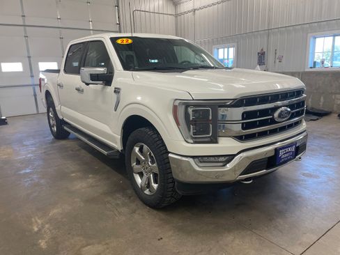 Used 2022 Ford F150 Lariat w/ Equipment Group 502A High AWD/4WD image 7