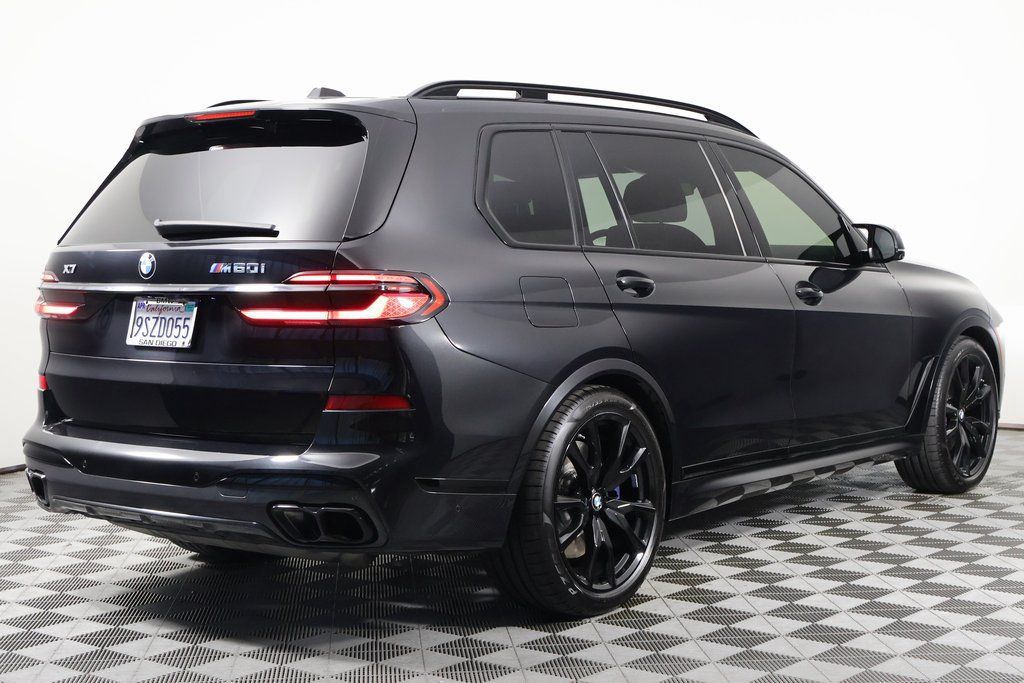 Certified 2025 BMW X7 M60i w/ M Sport Professional Package AWD/4WD image 4