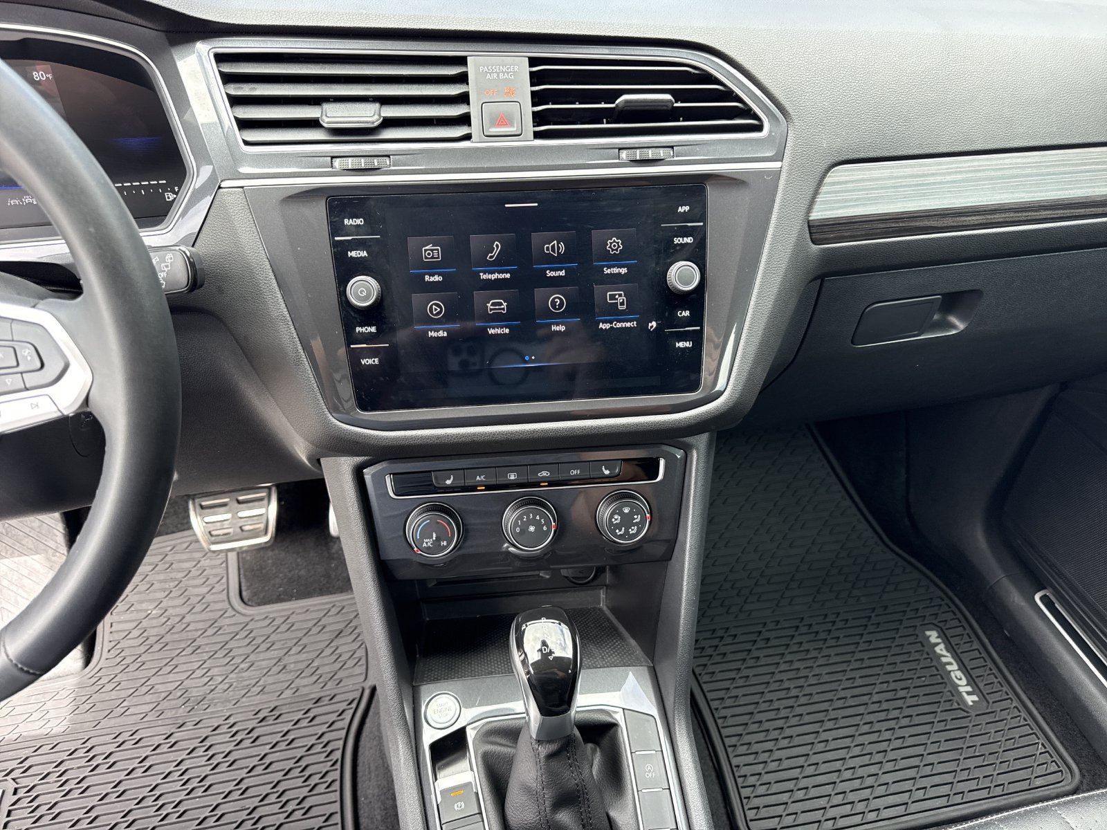 Used 2024 Volkswagen Tiguan Wolfsburg Edition FWD image 28