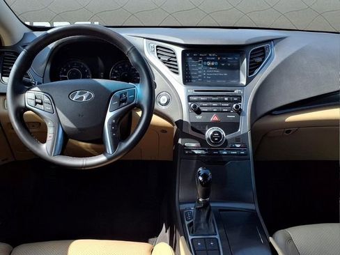 Used 2016 Hyundai Azera FWD image 13