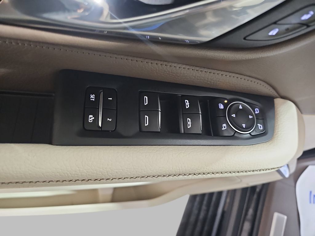 Certified 2021 GMC Yukon XL Denali w/ Denali Premium Package AWD/4WD image 35