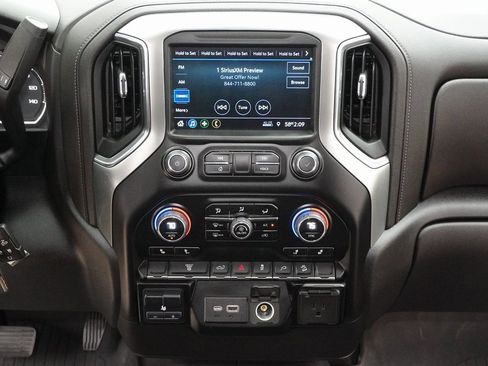 Used 2023 Chevrolet Silverado 2500 LT image 16