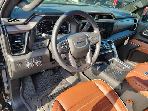 New 2025 GMC Sierra 3500 Denali Ultimate image 22